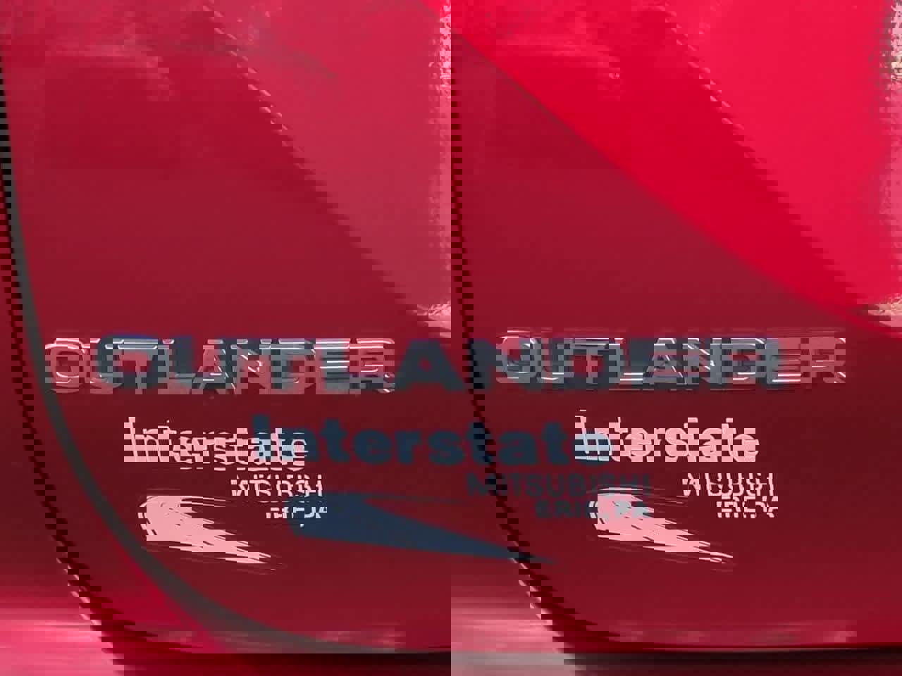 Used 2022 Mitsubishi Outlander ES image 12