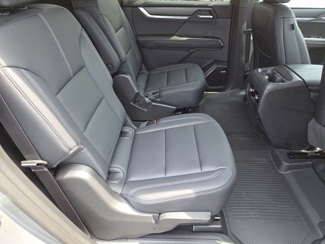 New 2027 GMC Acadia Elevation w/ Elevation Premium Package AWD/4WD image 24