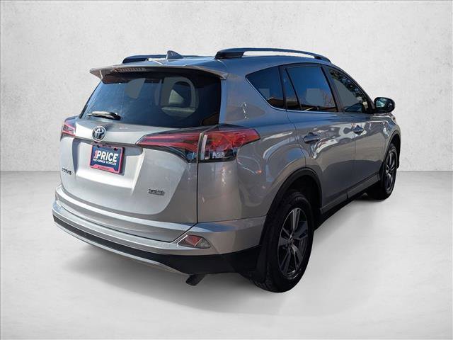 Used 2018 Toyota RAV4 XLE image 4