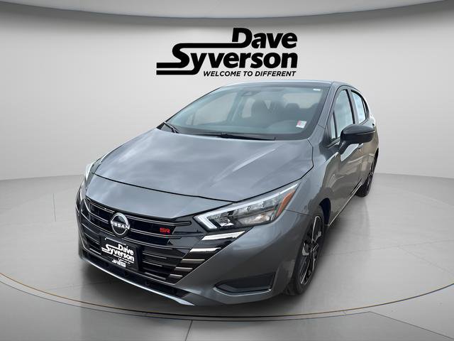New 2025 Nissan Versa SR w/ Trunk Package image 1