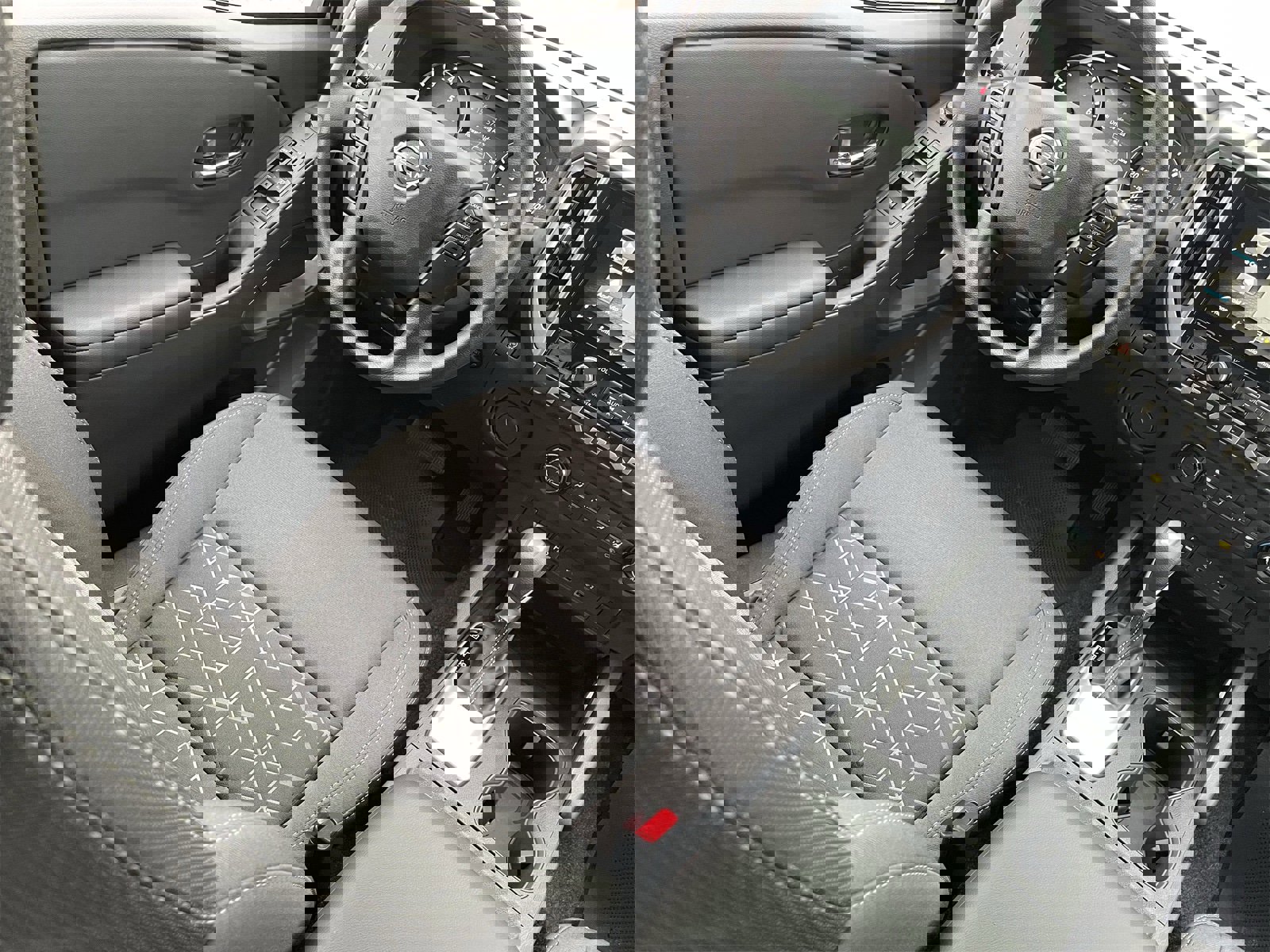 New 2026 Nissan Frontier SV w/ Tow Package image 15