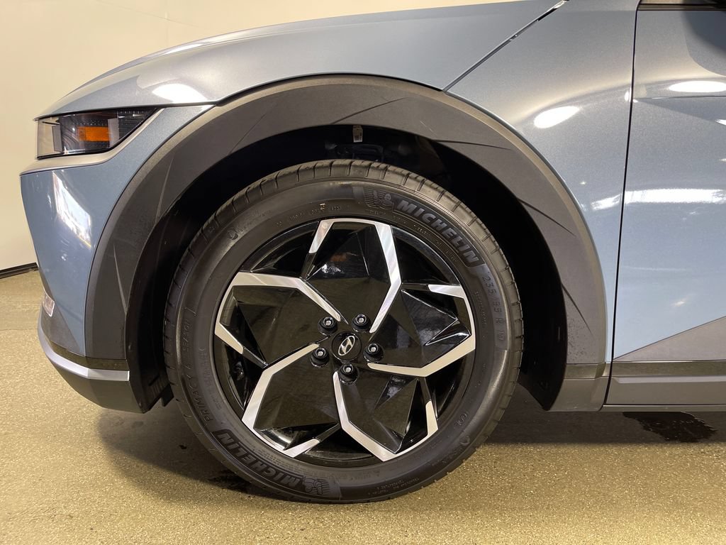 Certified 2024 Hyundai Ioniq 5 SEL RWD image 11