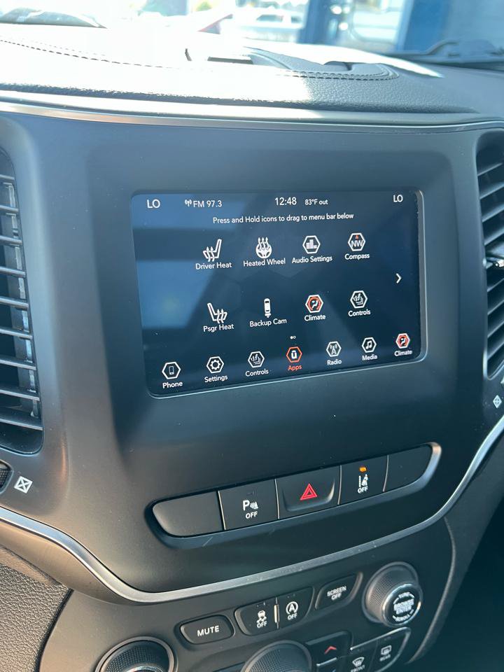 Used 2020 Jeep Cherokee Latitude Lux w/ Comfort/Convenience Group AWD/4WD image 27