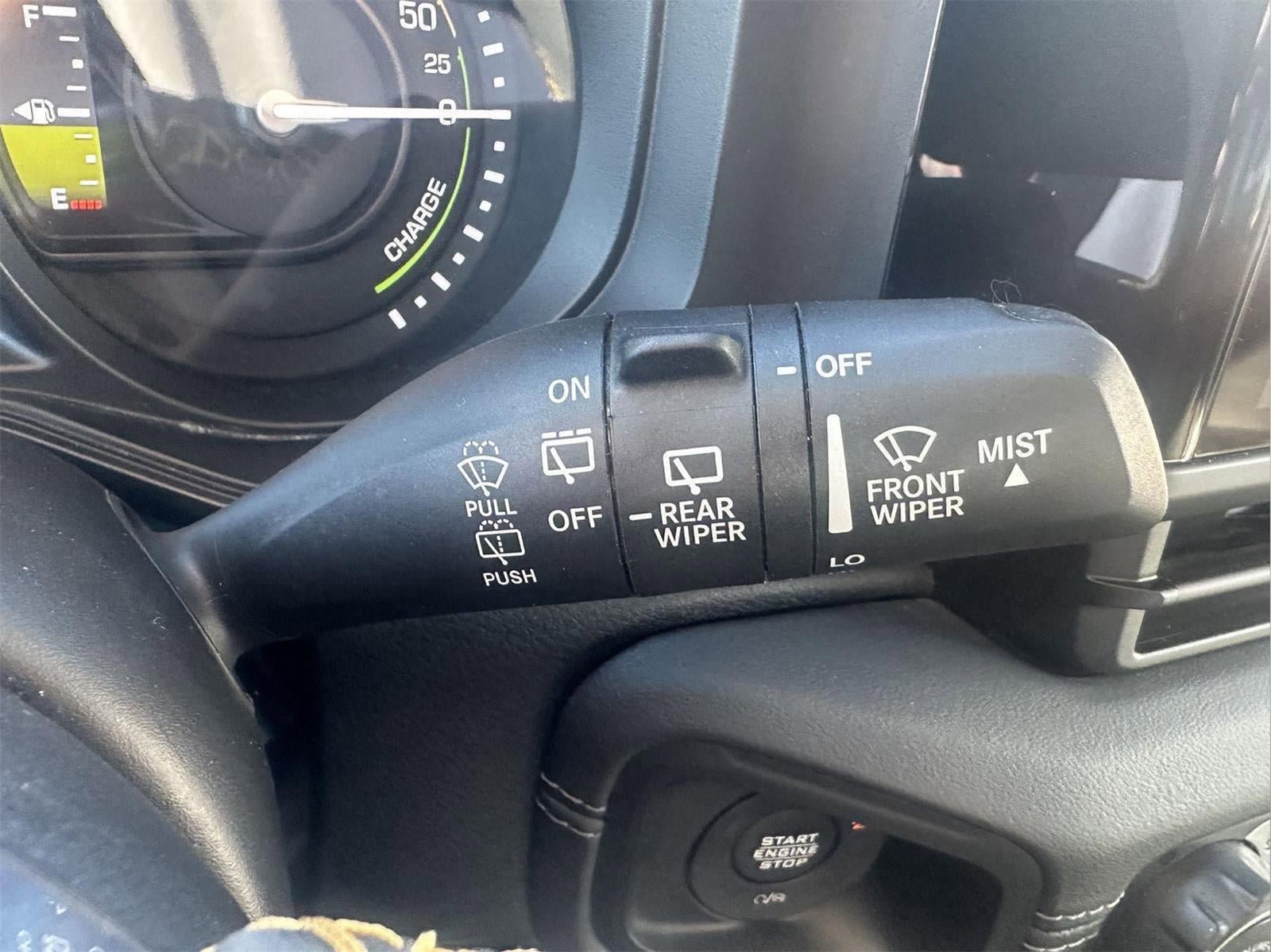 Used 2024 Jeep Wrangler Unlimited Sahara AWD/4WD image 21