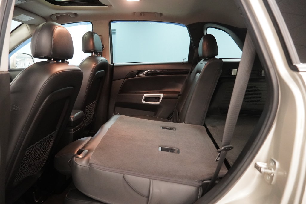 Used 2014 Chevrolet Captiva Sport LTZ FWD image 27