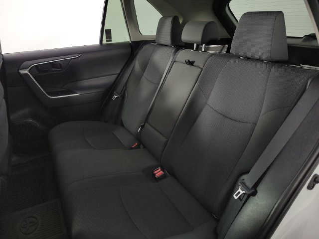 Used 2024 Toyota RAV4 LE FWD image 17
