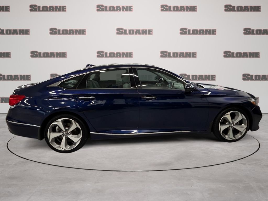 Used 2020 Honda Accord Touring image 6