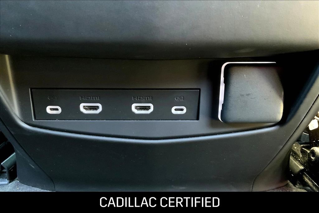 Certified 2023 Cadillac Escalade Sport Platinum w/ LPO, ONYX Package AWD/4WD image 38