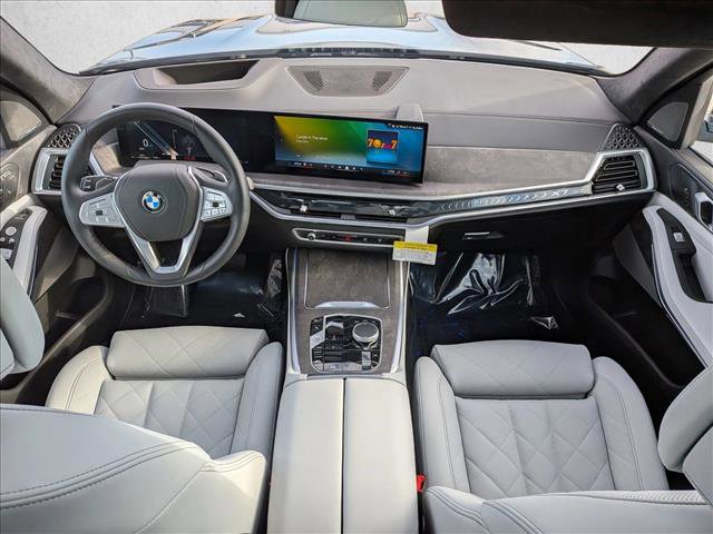 Used 2026 BMW X7 xDrive40i image 18