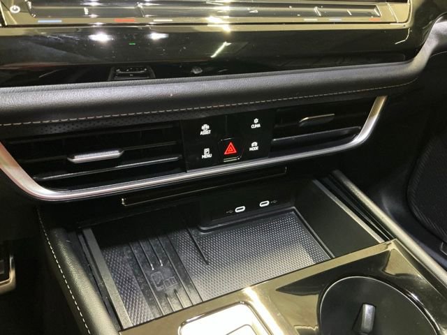 Used 2025 Volkswagen Atlas SEL Premium R-Line AWD/4WD image 24