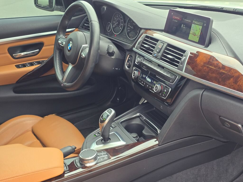 Used 2019 BMW 430i xDrive Convertible w/ M Sport Package AWD/4WD image 10