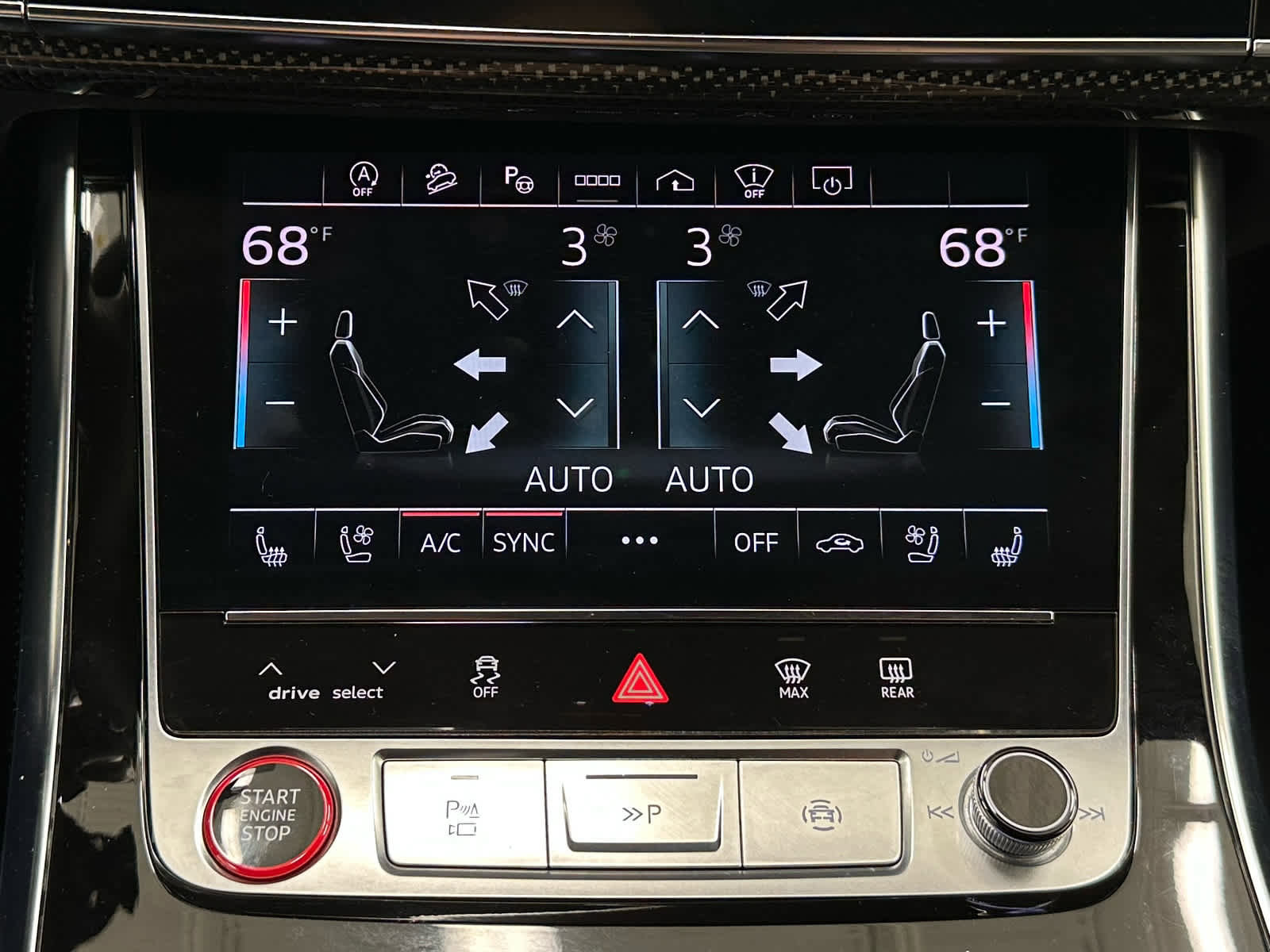 Used 2023 Audi SQ7 Prestige AWD/4WD image 32