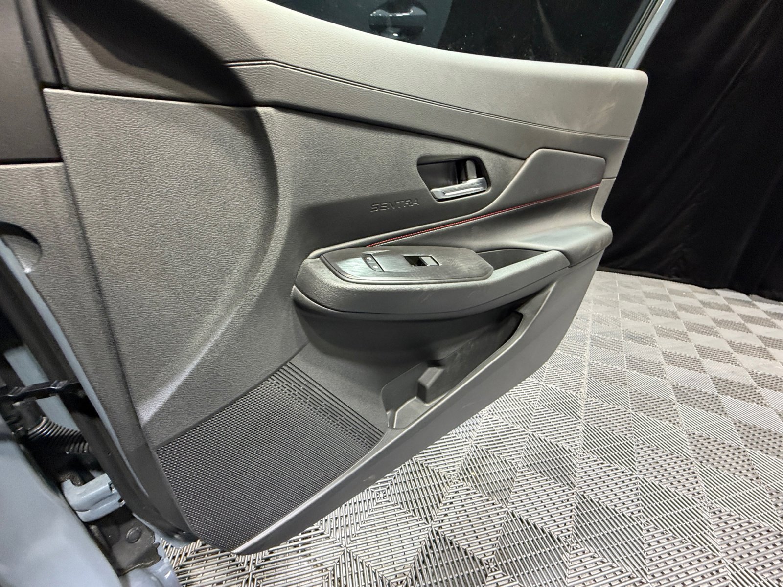 New 2026 Nissan Sentra SR w/ Floor Mat Package FWD image 16