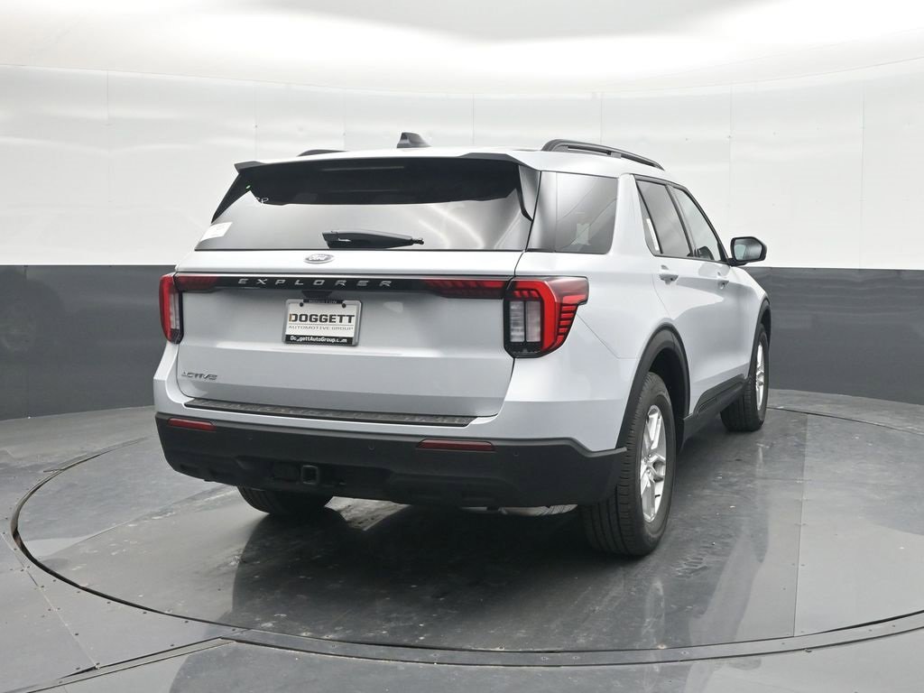 New 2026 Ford Explorer Active image 25