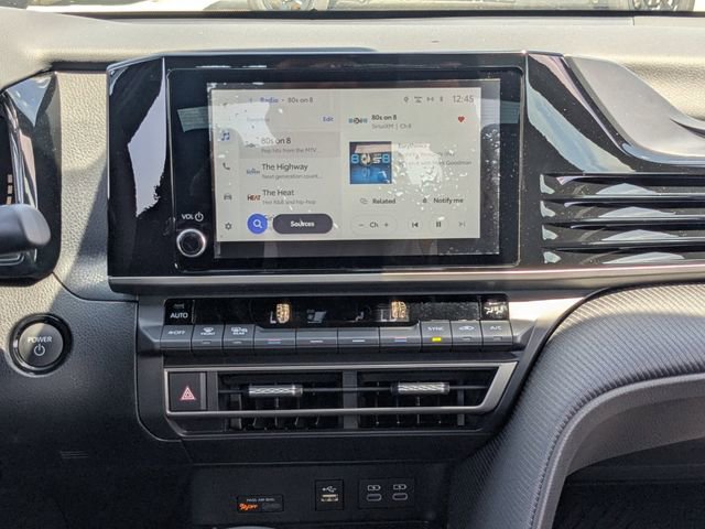 Used 2026 Toyota Camry SE FWD image 16