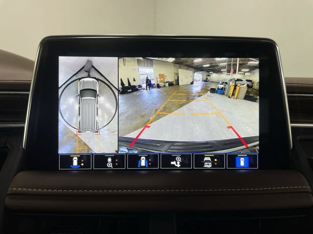 Used 2021 Chevrolet Suburban High Country AWD/4WD image 19