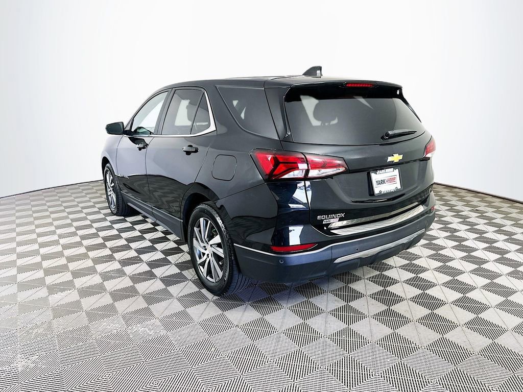 Used 2024 Chevrolet Equinox LT w/ LPO, Floor Liner Package FWD image 8