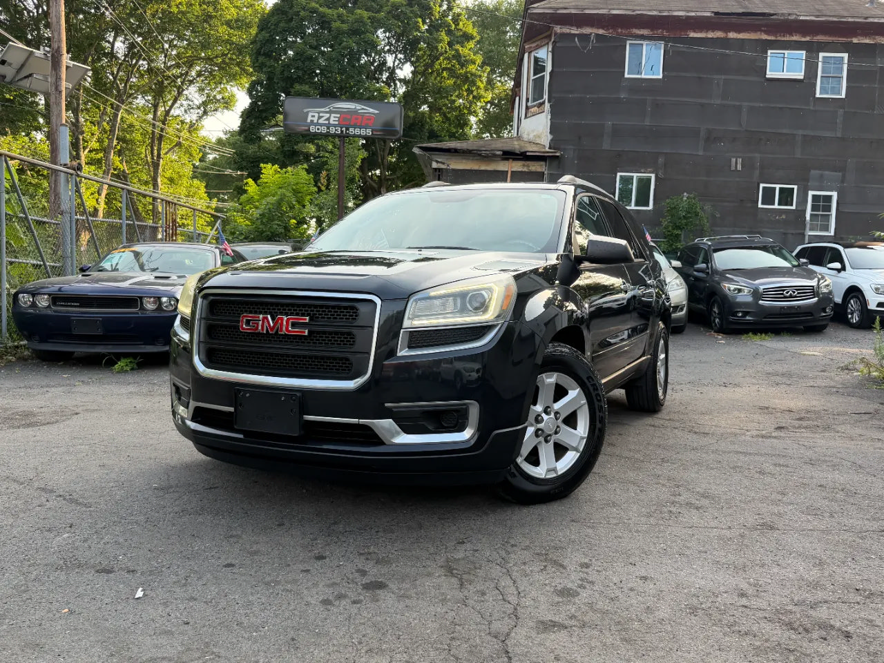Used 2013 GMC Acadia SLE FWD image 3