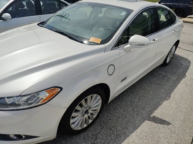Used 2016 Ford Fusion Energi SE FWD image 4