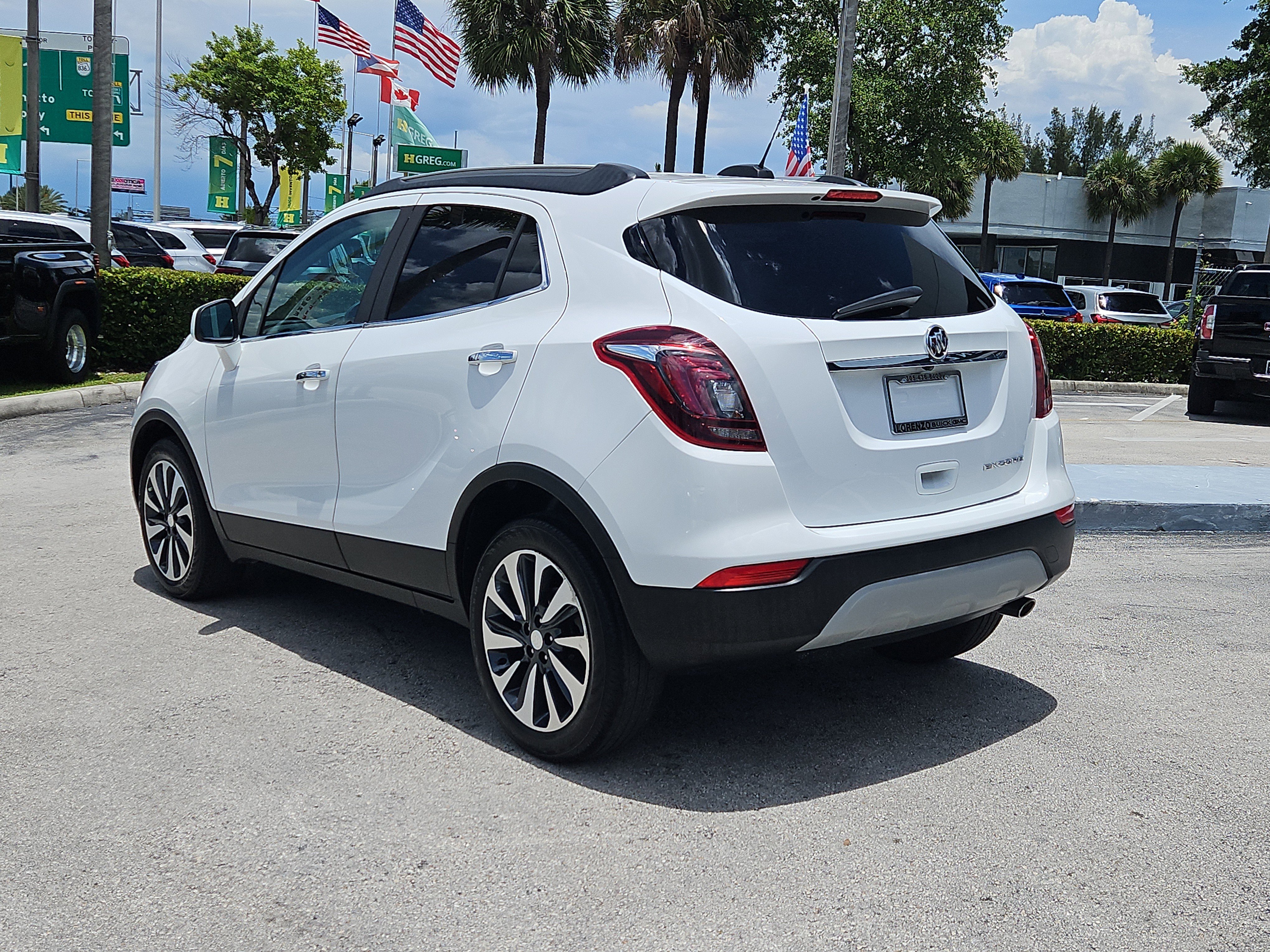 Used 2021 Buick Encore Preferred w/ Safety Package image 7