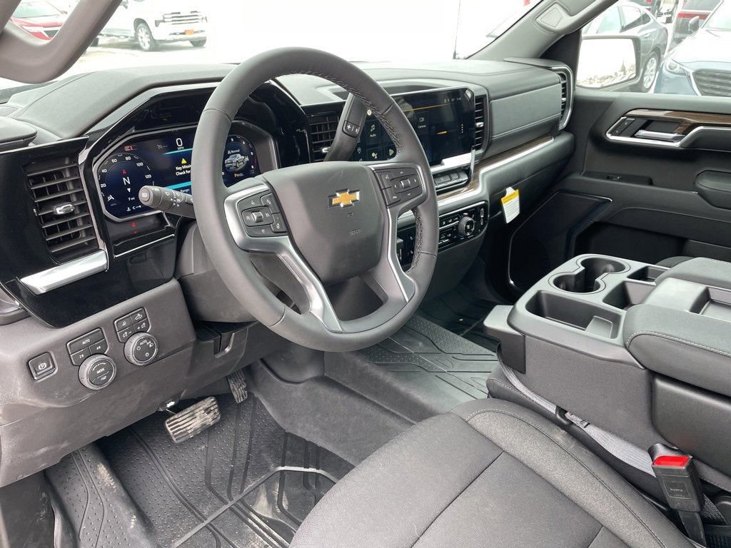 New 2026 Chevrolet Silverado 1500 LT w/ Safety Package image 4