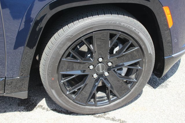 Used 2024 Jeep Wagoneer Launch Edition image 34