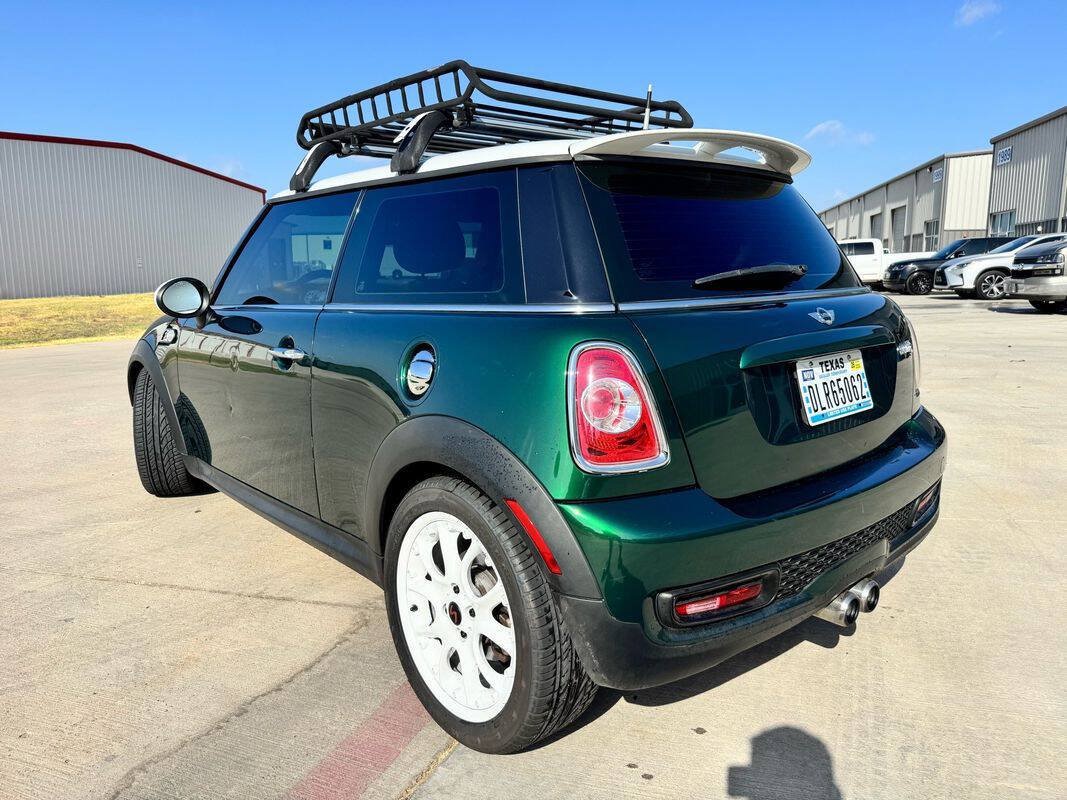 Used 2011 MINI Cooper S FWD image 4