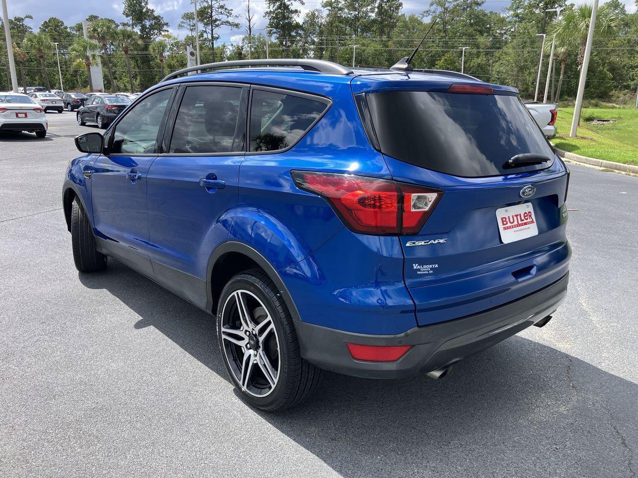 Used 2019 Ford Escape SEL FWD image 3