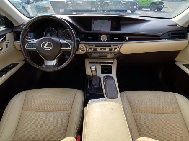 Used 2016 Lexus ES 350 w/ Navigation System Package FWD image 28
