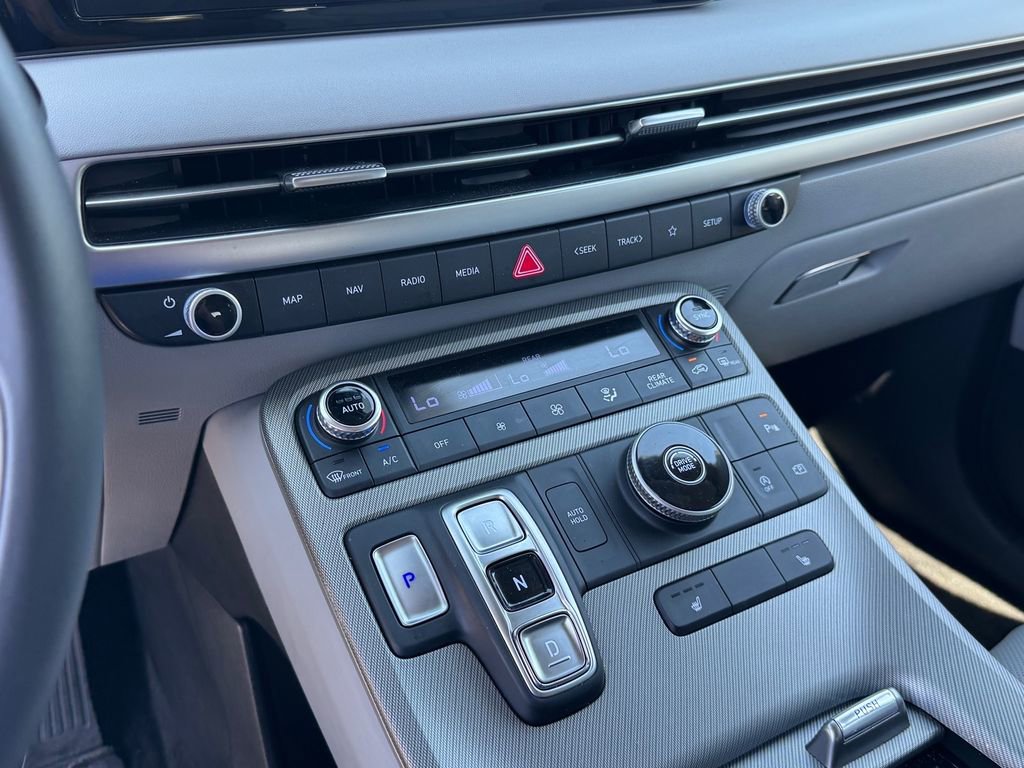 Used 2025 Hyundai Palisade SEL FWD image 29