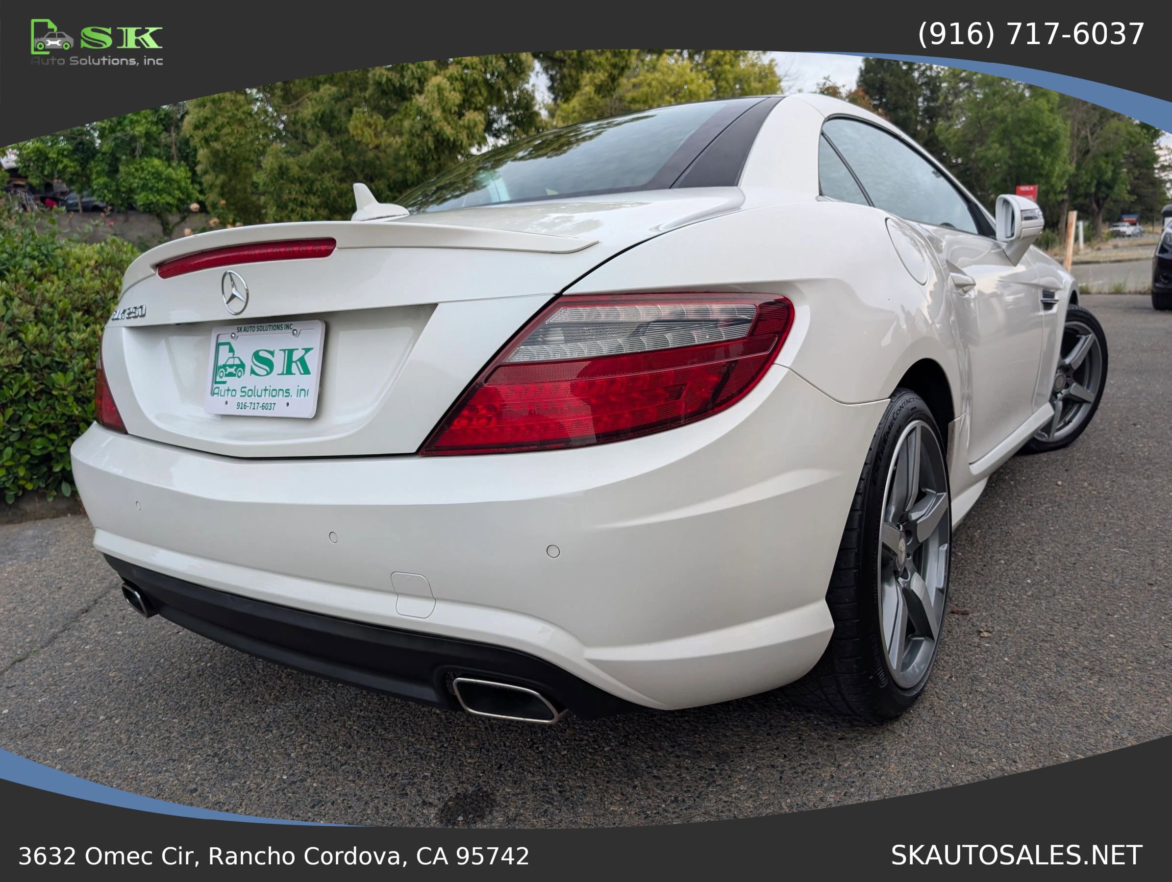 Used 2015 Mercedes-Benz SLK 250 image 10