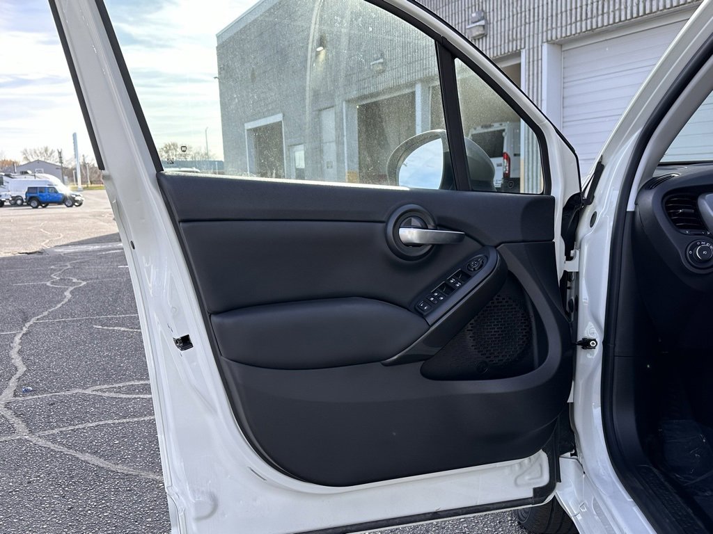 Used 2023 FIAT 500X Sport image 11