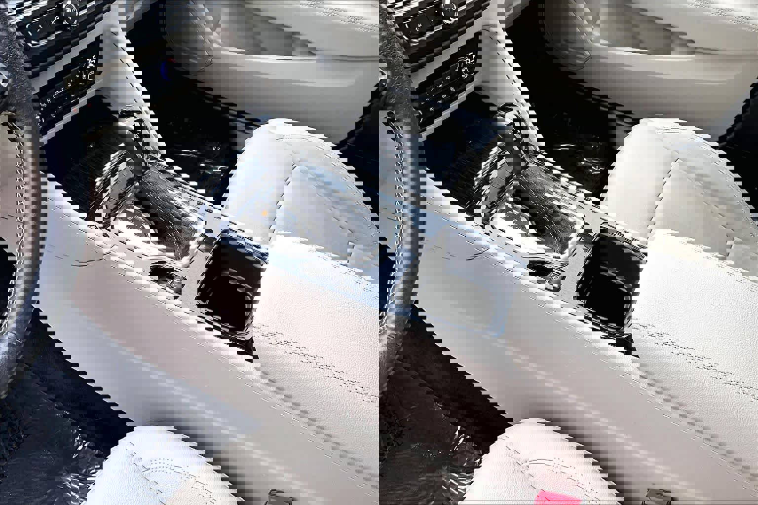 Used 2018 Buick Regal Essence image 16