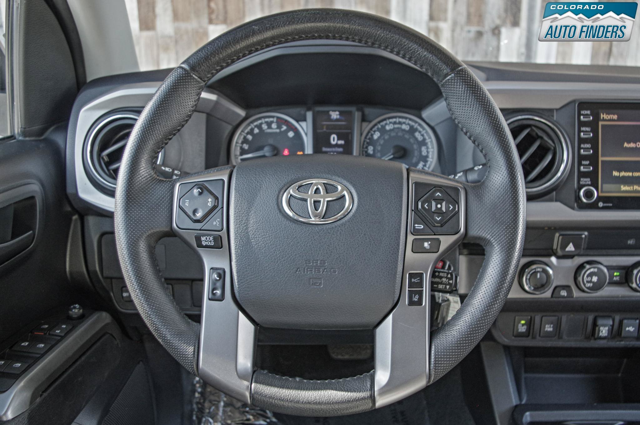 Used 2020 Toyota Tacoma SR5 w/ Technology Package AWD/4WD image 13