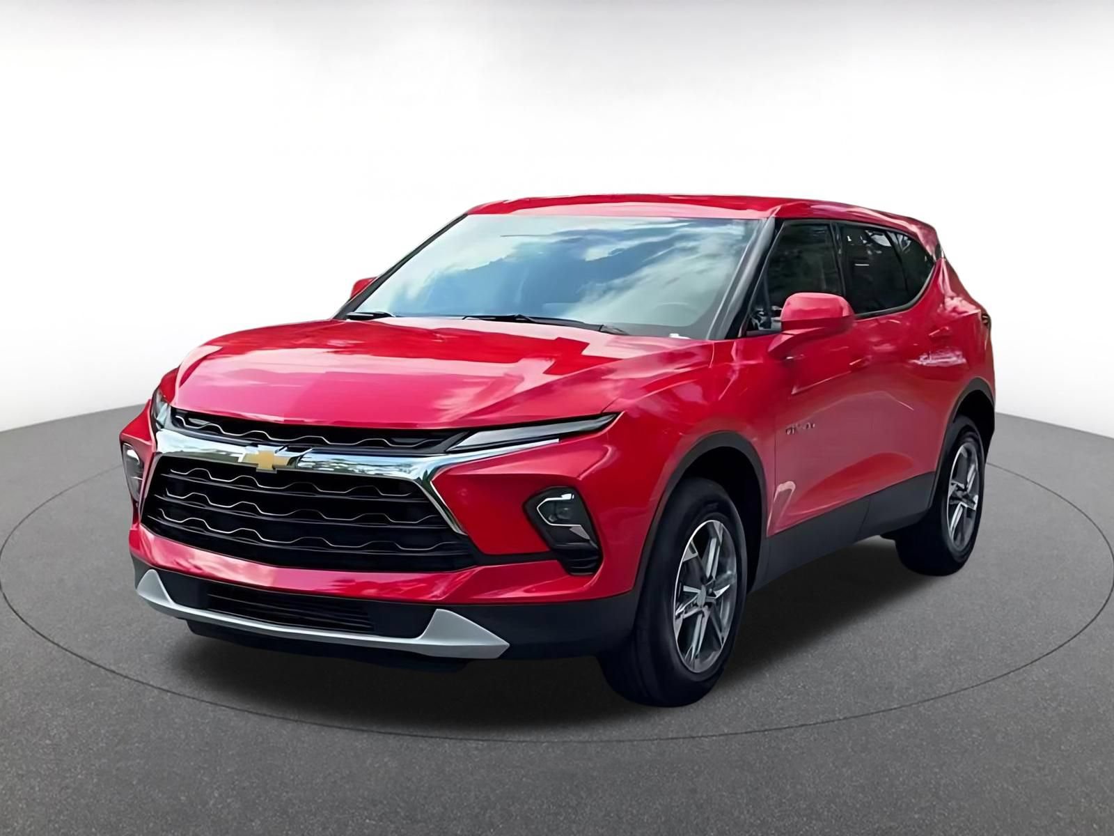 Used 2026 Chevrolet Blazer LT FWD image 6