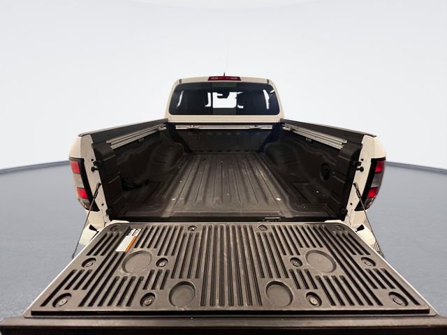 Used 2024 Nissan Frontier PRO-4X w/ Pro Premium Package image 11