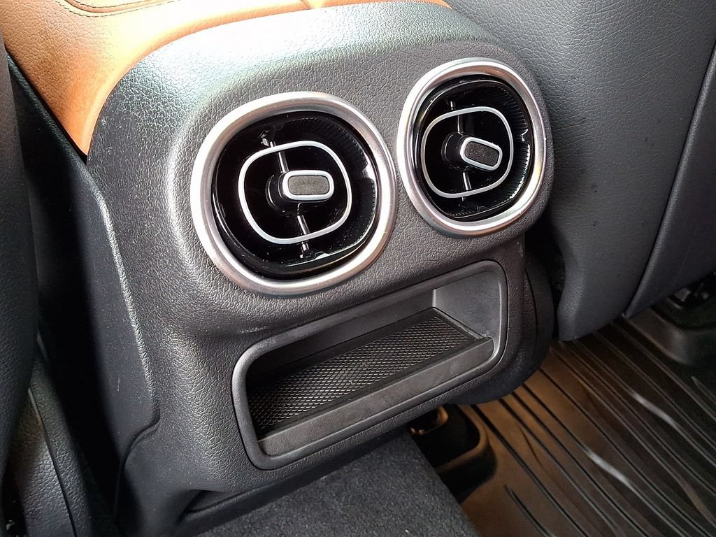Used 2026 Mercedes-Benz GLC 300 4MATIC image 11