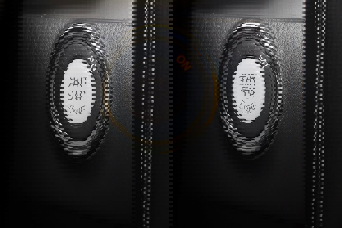 Used 2024 Nissan Armada SL w/ Captain's Chairs Package image 32