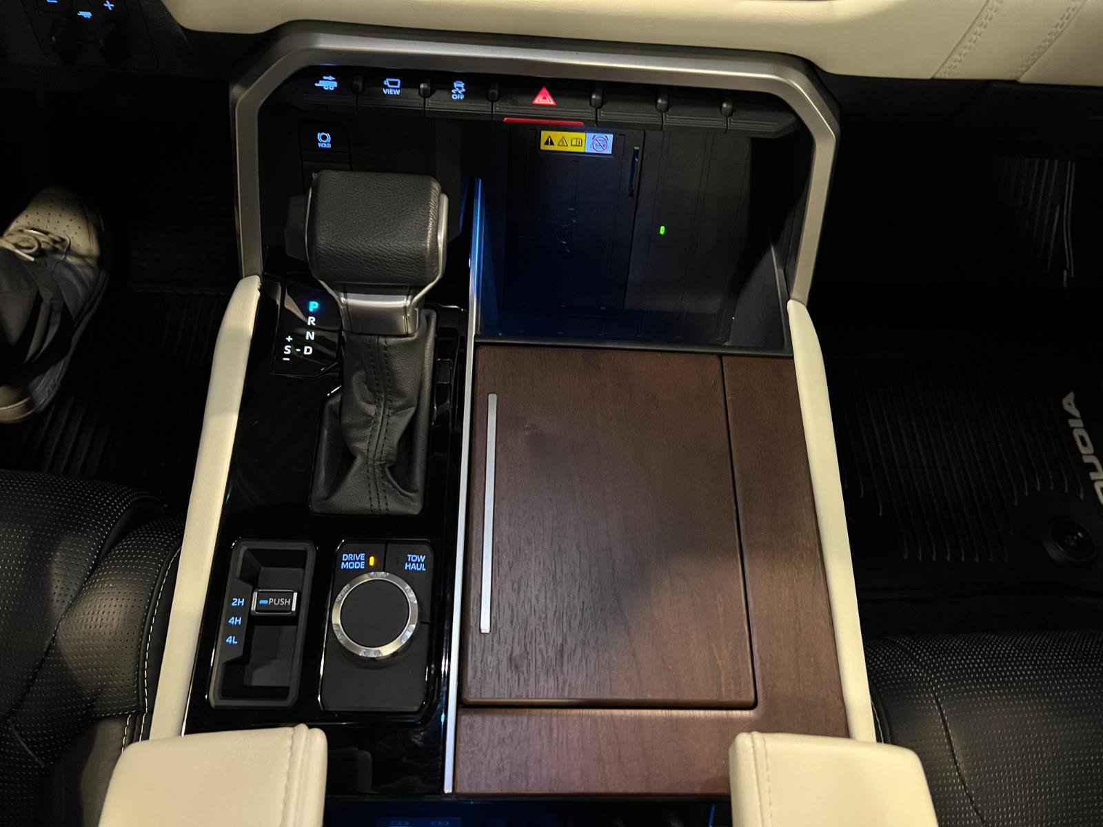 Used 2024 Toyota Sequoia Capstone image 20