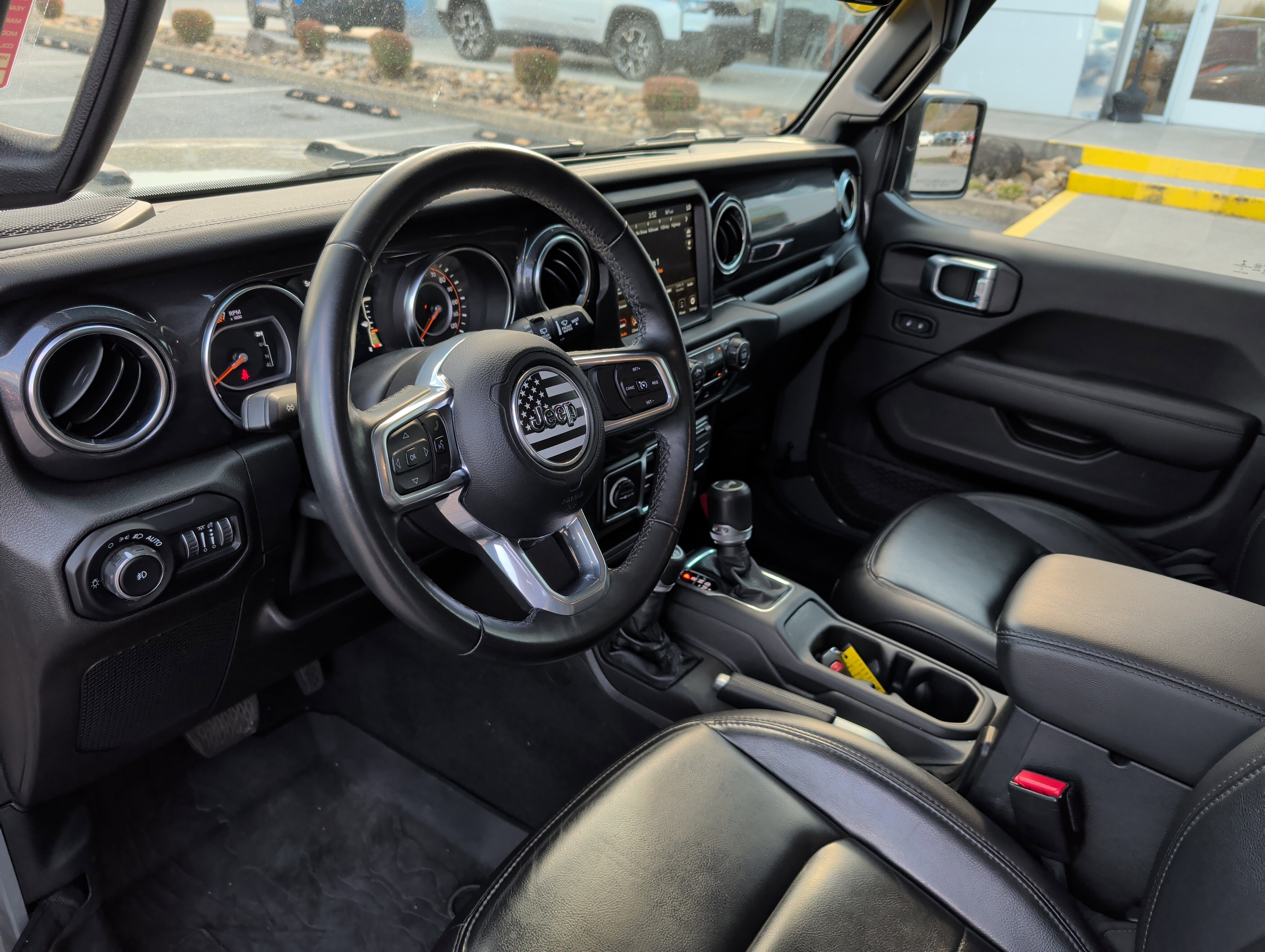 Used 2021 Jeep Wrangler Unlimited Sahara image 12