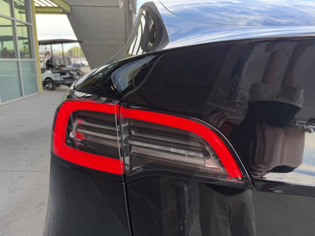 Used 2024 Tesla Model Y 2WD image 14