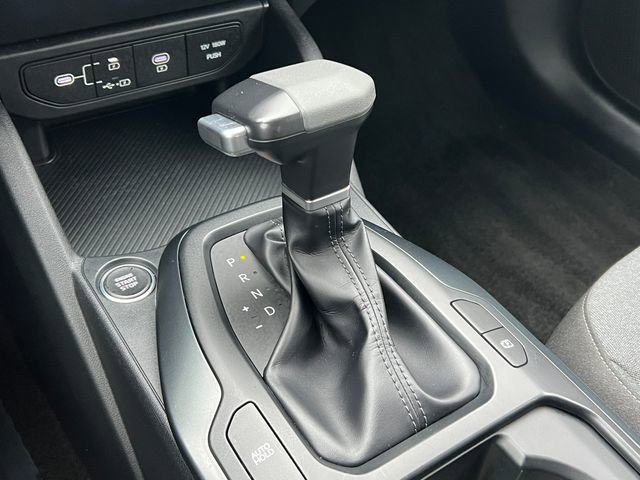 Used 2025 Kia K4 LXS image 24