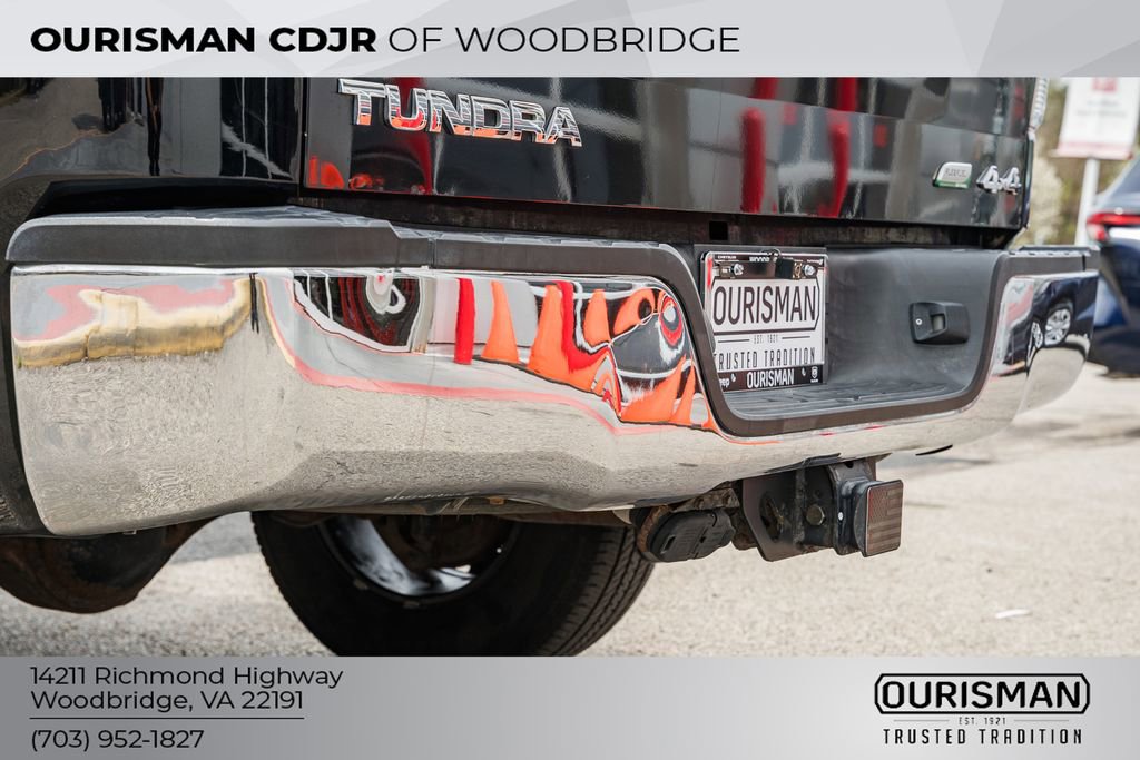 Used 2010 Toyota Tundra 4x4 CrewMax image 9