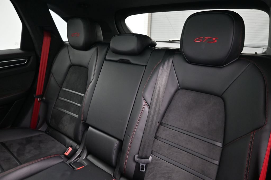 Certified 2023 Porsche Cayenne GTS w/ Assistance Package AWD/4WD image 6