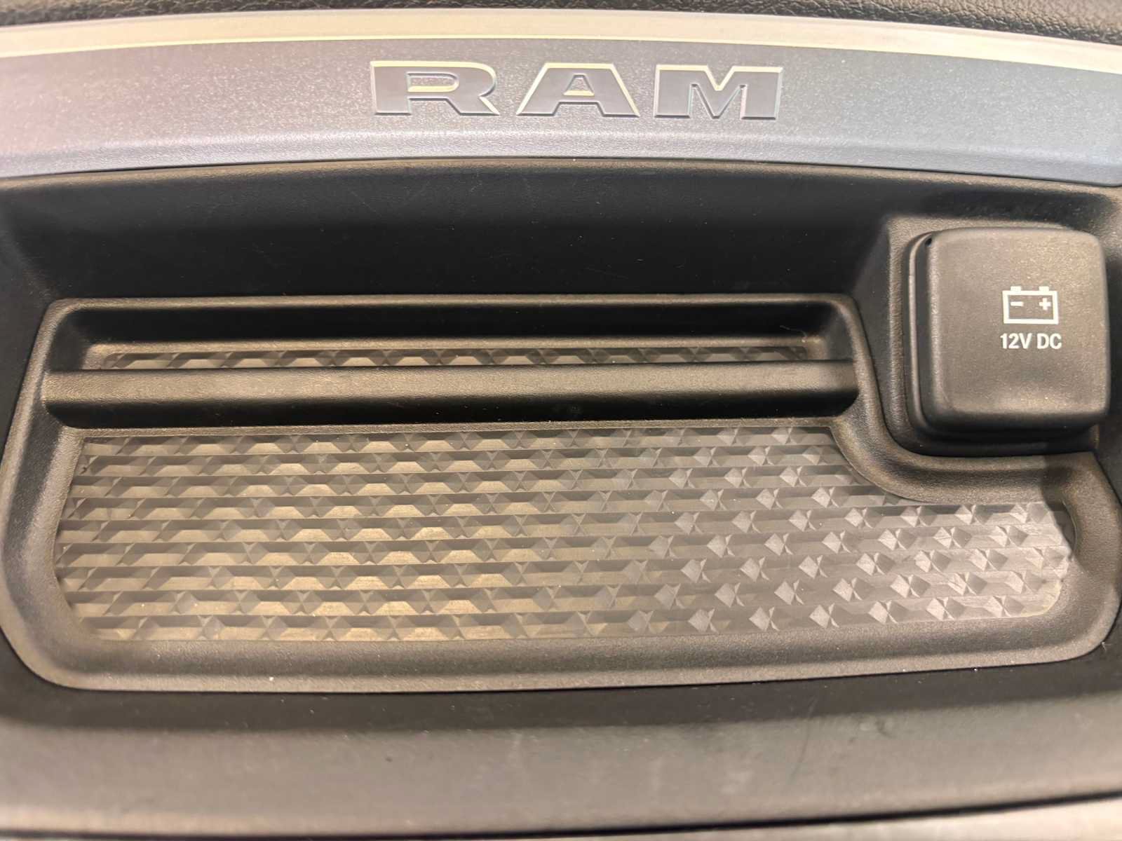 Used 2020 RAM 1500 HFE RWD image 25