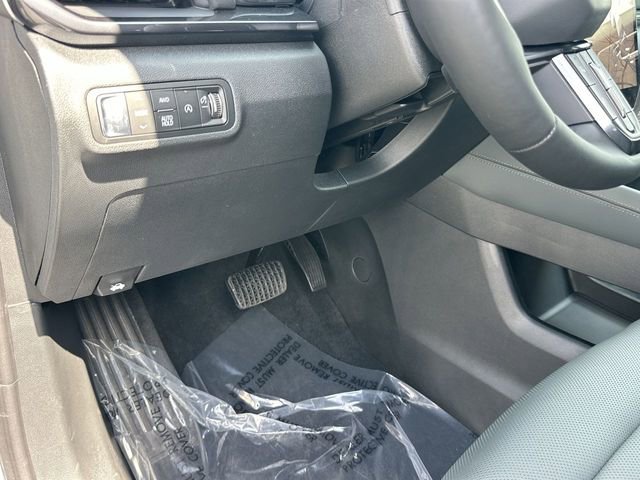 New 2026 GMC Terrain AT4 w/ Technology Package II image 18