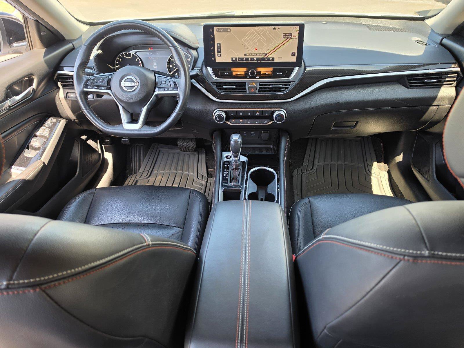 Used 2023 Nissan Altima 2.5 SR w/ SR Premium Package FWD image 10