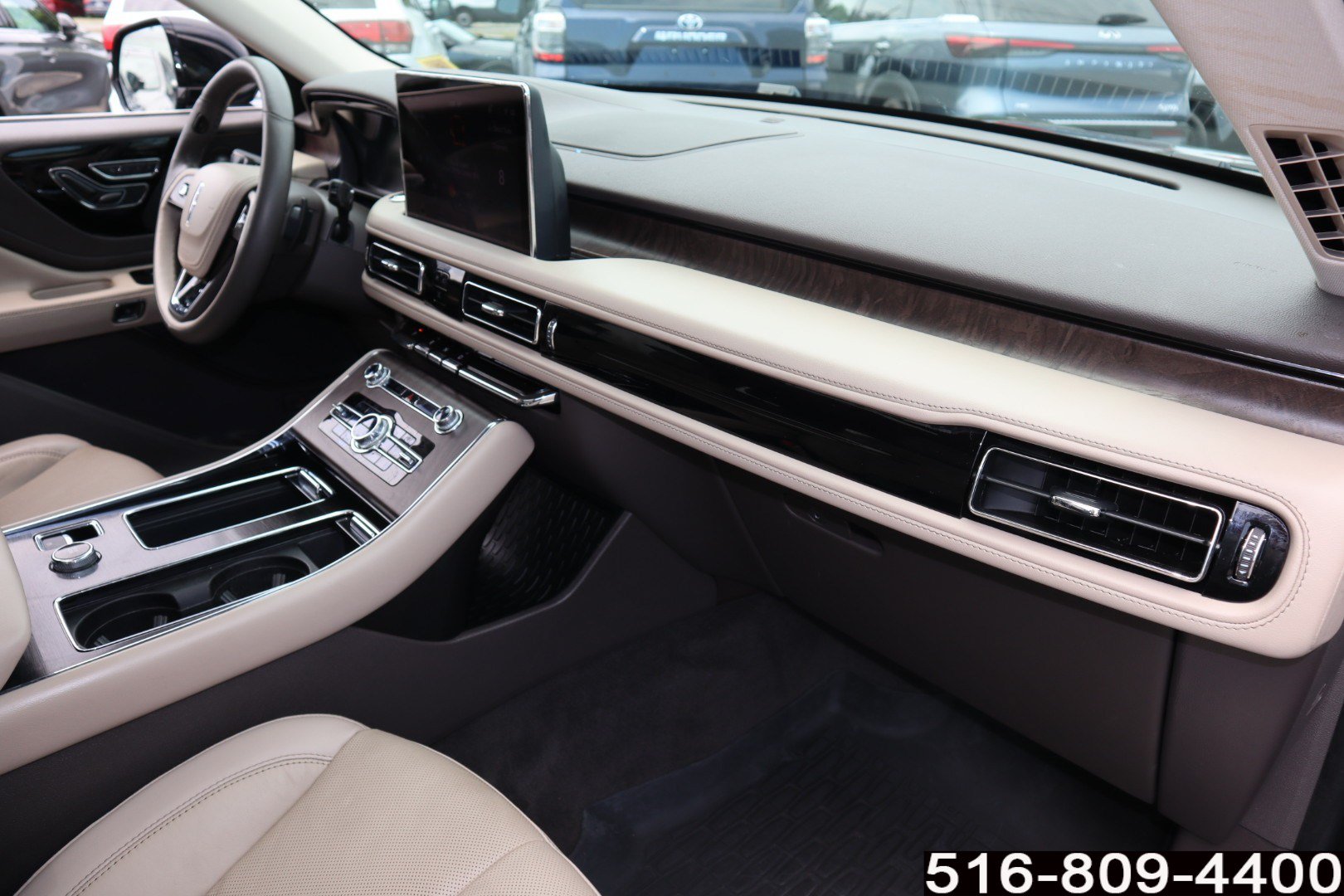 Used 2023 Lincoln Aviator Reserve w/ Elements Package Plus AWD/4WD image 24