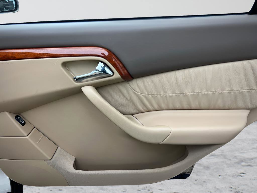Used 2001 Mercedes-Benz S 430 image 28