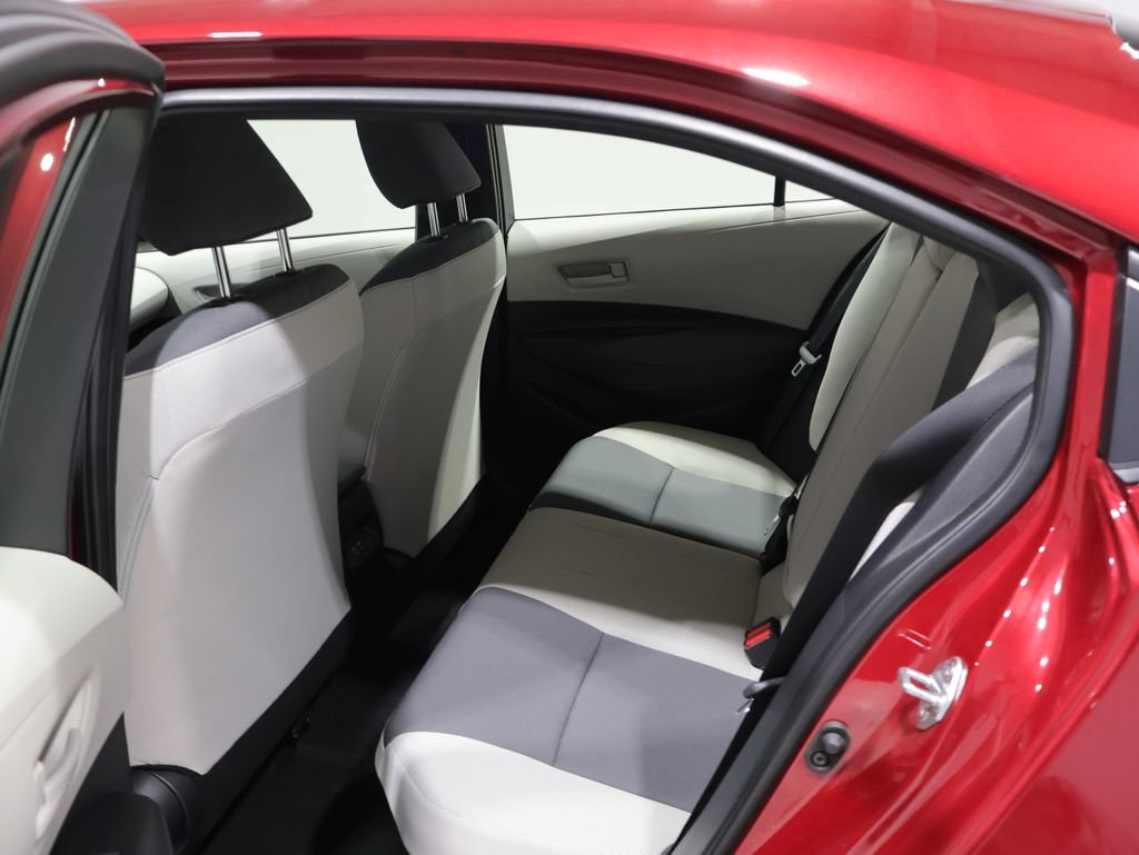 Used 2025 Toyota Corolla LE FWD image 19